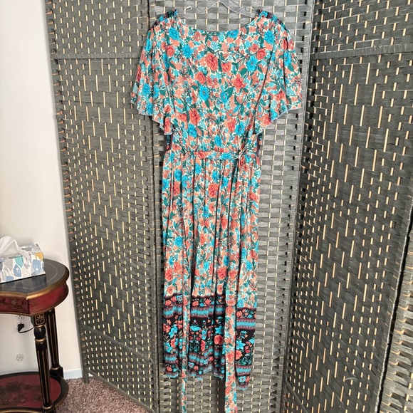 BloomChic Teal and Red Floral Maxi Dress - Picture 8 of 10
